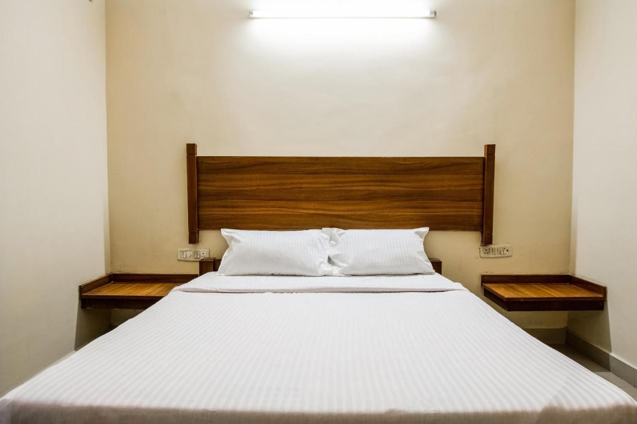 Hotel O Ssg Residency Visákhapatnam Kültér fotó