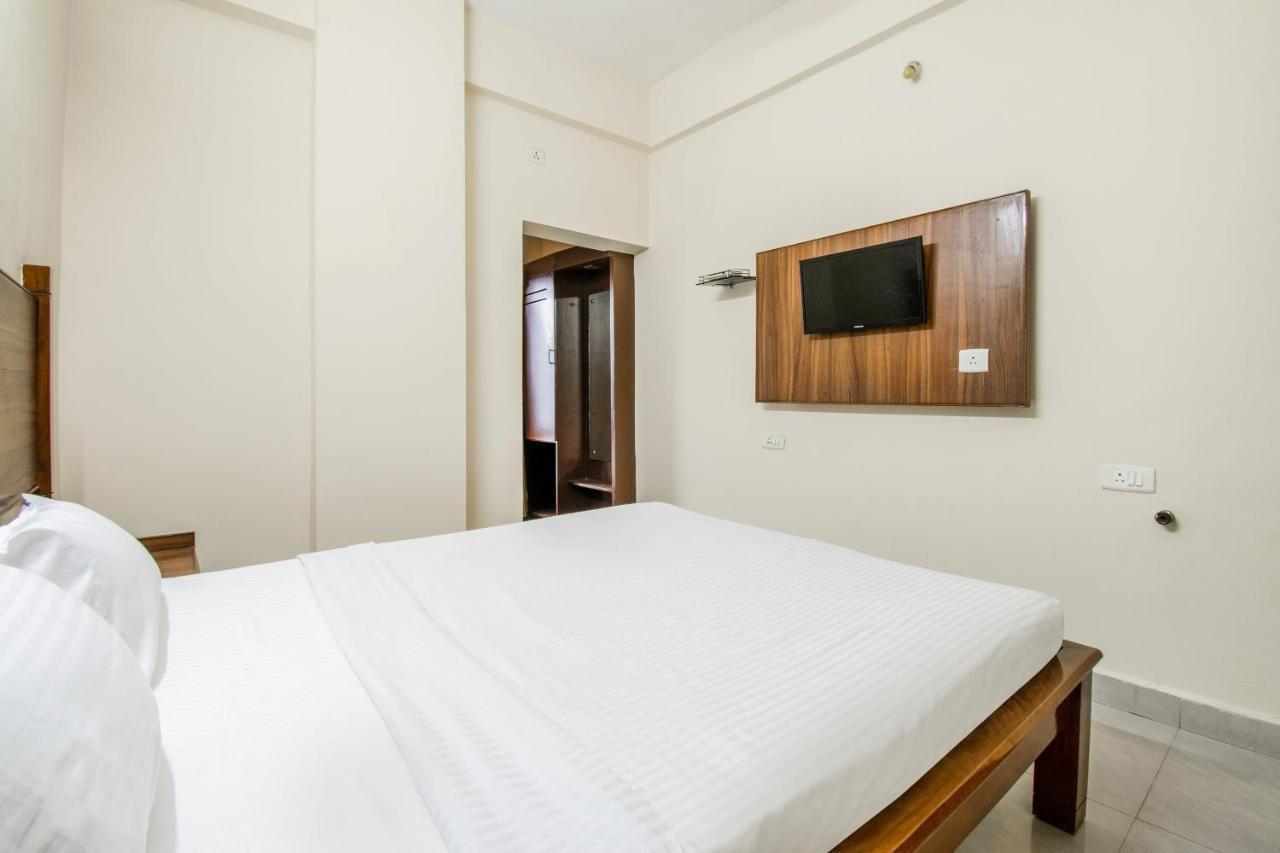 Hotel O Ssg Residency Visákhapatnam Kültér fotó