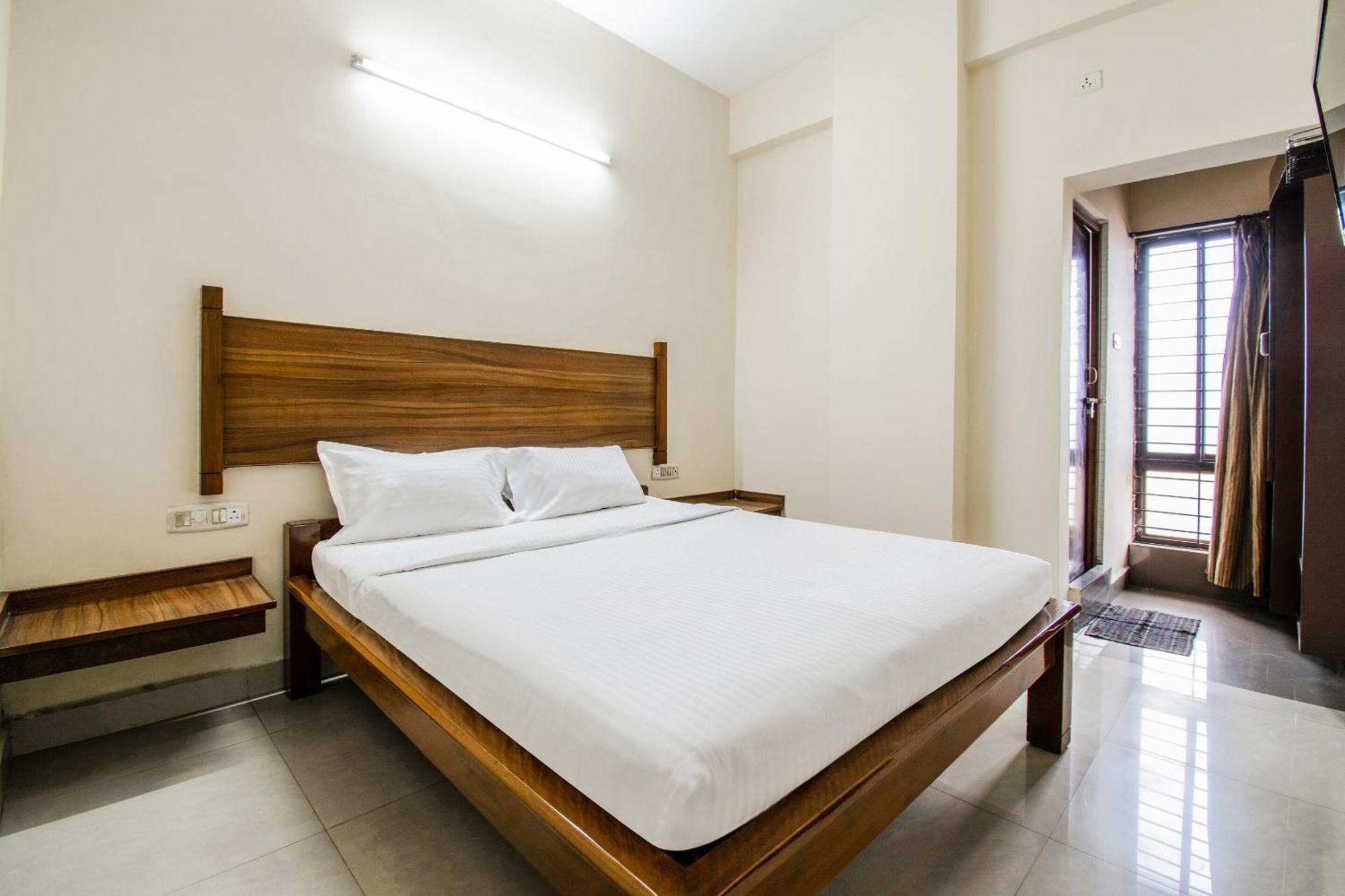 Hotel O Ssg Residency Visákhapatnam Kültér fotó